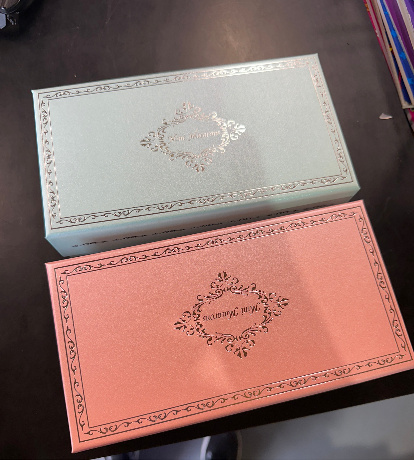 Mini macarons box
